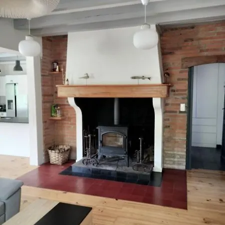 بيت للعطل Maison Bel Air *